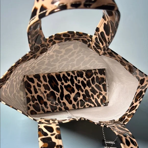 Consuela Wild Leopard Tote Grab ‘n’ Go Mini Mona - Picture 6 of 9